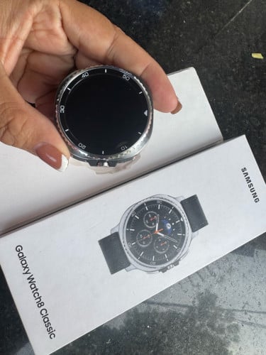 Samsung watch 8 classic 99%