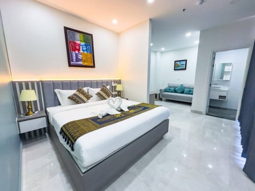 Studio room near Lion 2