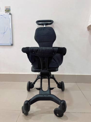 រទេះរុញក្មេងបត់បាន