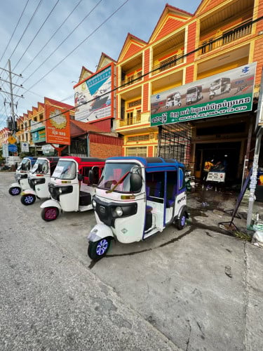 កង់បីលក់018/019/020ស្អាត់ៗ