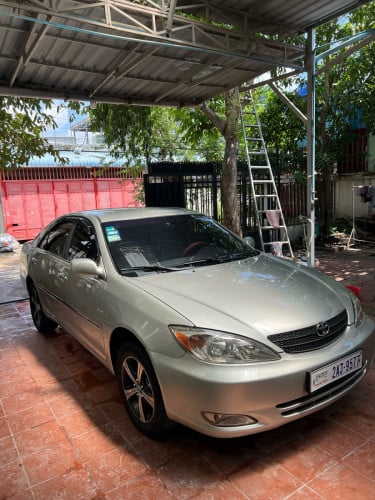 ឡានលក់ 2002 ABS ចុច ទឹកប្រាក់កាលី ជិះលក្ខណះគ្រួសារ