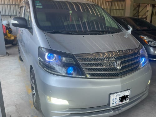 លក់ Alphard 2006 មានស្មាត់ Door ធ្វាក្រោយបើត  V6 មានហ្គាស ហើយ ឡានស្អាត់