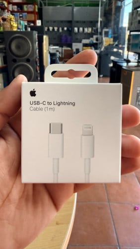 មានលក់ខ្សែសាកទូរស័ព្ទ iPhone Type-C to Lightning ប្រអប់ថ្មី ហ្ស៊ីន ១០០ ភាគរយ