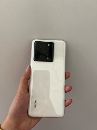 លក់ទូរសព្ទ័ redmi K60ultra ប្រញាប់លុយ