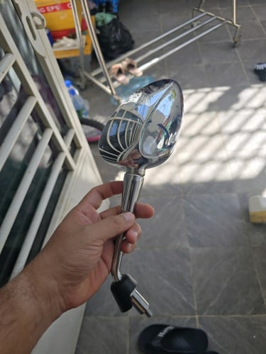 កញ្ចក់ហ្ស៊ីន Vespa ឆ្វេង