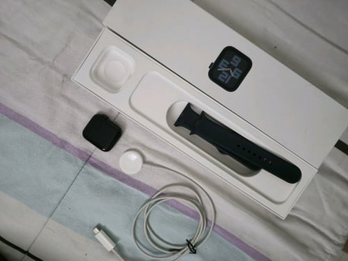 Apple watch SE 2nd gen 40mm