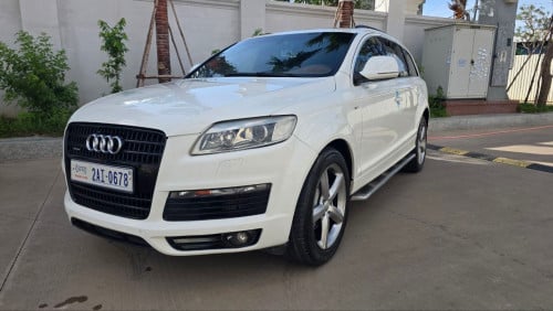 Audi Q7 S Line