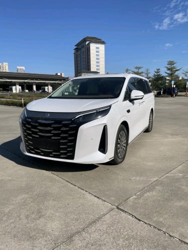 BYD XIA top option 1.5T 180km