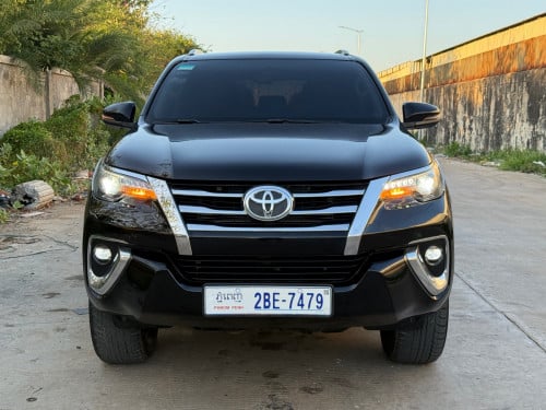 Fortuner 2019 7មុឺនគីឡូ​ ឡានថ្មី