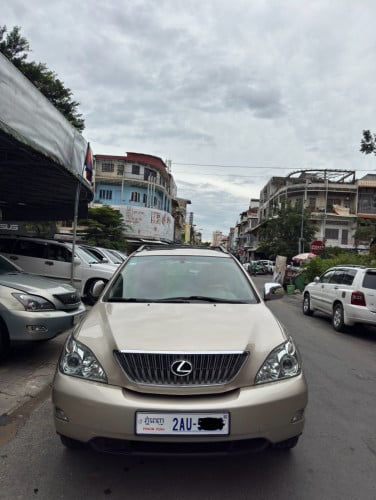 Lexus Rx330 ឆ្នាំ2004 H-Full V6 ប៉ុង1 (ម្ចាស់ដើម)