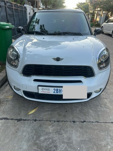 Mini cooper country man 2012