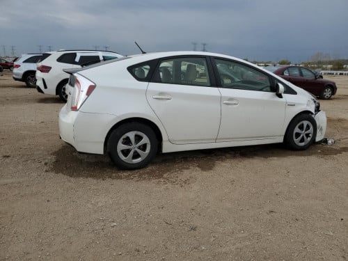 Prius 2012 options 2 សាង 16300$