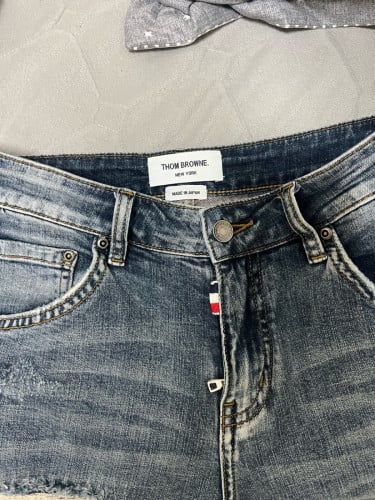 Thom brown jeans ទំហំ29 30