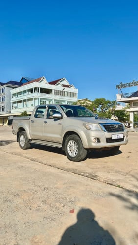 Toyota Hilux Vigo 2015 ឡានស្អាត