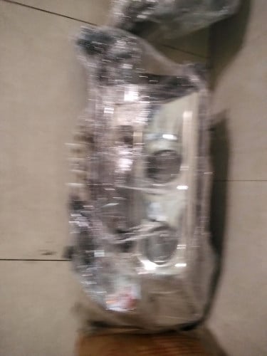 ចង្កៀង ស្តុបហ្សុីន របស់ឡានឡង់គ្រីស័រ ១ឈុត សំរាប់លក់