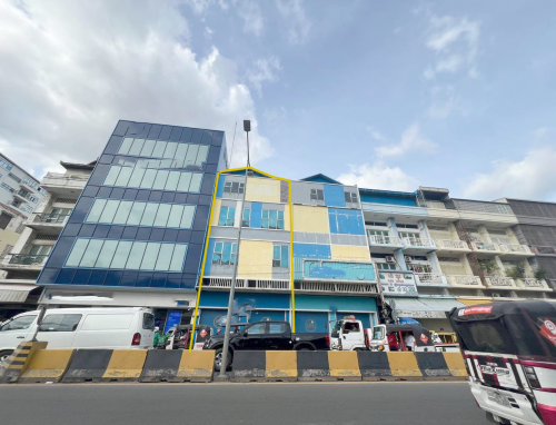 ផ្ទះអាជីវកម្មពីរជាប់គ្នាសម្រាប់ជួល