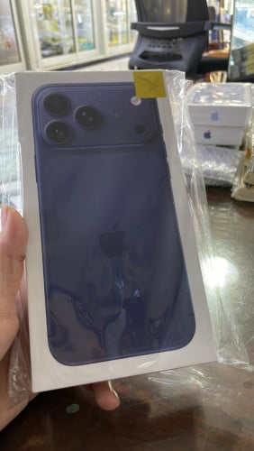 ធានាមួយឆ្នាំ