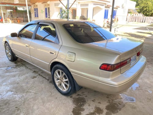 ចង់លក់ដូសារីធានាឡានស្អាតអត់ច្រះអត់បុក សំនំសុីន សាំង