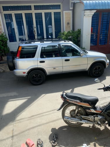 ឡានអត់បុកអត់ប៉ះទេបងបងឡានស្អាតណាស់