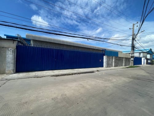 ឃ្លាំងជួល ចំការដូង