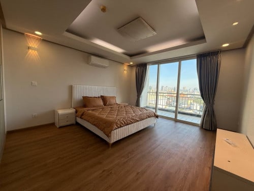 ខុនដូរ១បន្ទប់គេងលក់បន្ទាន់