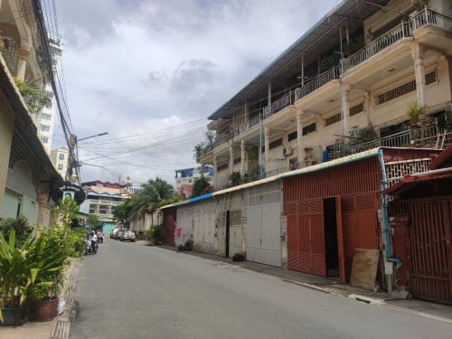 ប្លង់រឹង