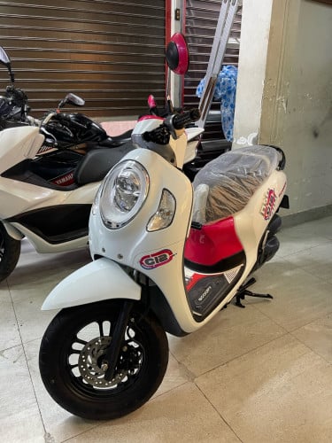 ស្មាត់ធី023ស្អាត់បងៗ