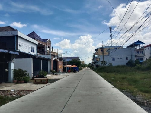 ដីលក់នៅជិតវត្តក្រាំងធ្នង់ និងបុរីឈូកវ៉ា2