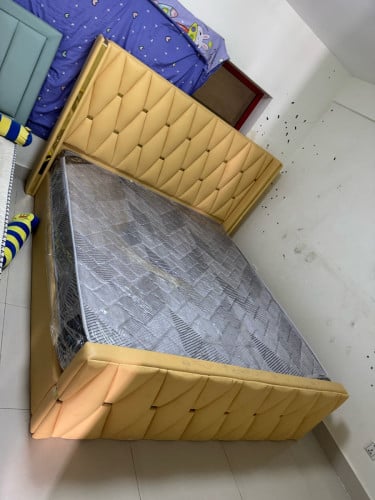 លក់គ្រែ​ 230$នៅថ្មី