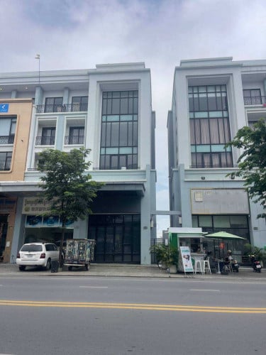 ផ្ទះអាជីវកម្មសម្រាប់លក់ នៅក្នុងបុរីជីបម៉ុងលែនម៉ាក271