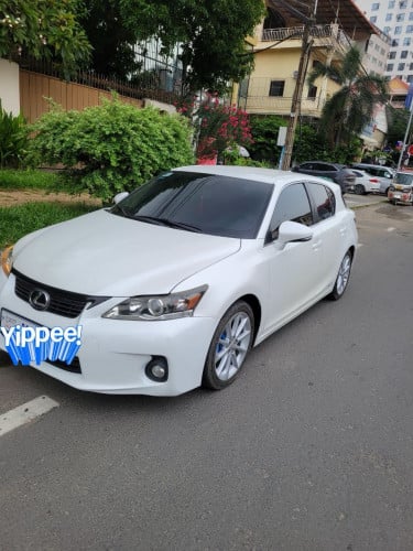 ឡានលក់ Lexus CT 200h Premium year 2012 អត់បើកដំបូល