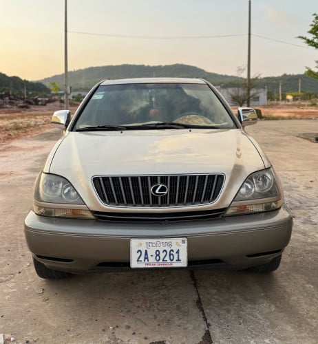 លក់ដូរសេរី​ LEXUS RX300 1999ប៉ុងហ្គាស+សាំង