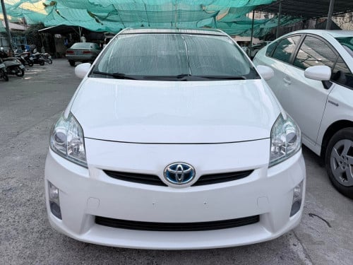 សាងបាន prius 011 option 4 sola (កាលី) 18500$ រៀបចំរួចហើយ