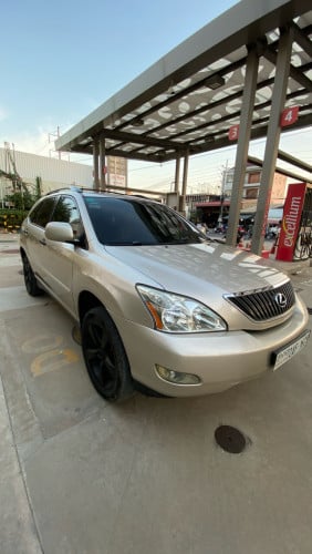 ឡានលក់ RX330 Base option