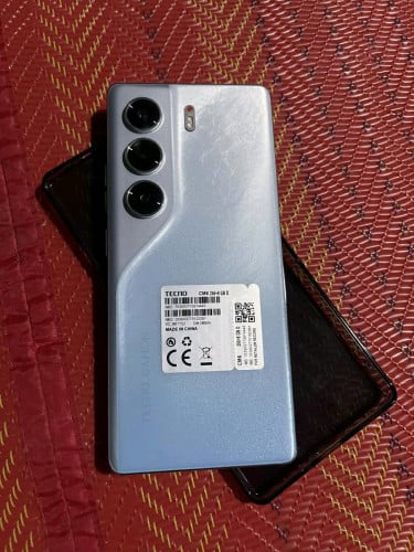 លក់ Techno camon 40pro ថ្មី99% ទើបប្រើបាន10ថ្ងៃ មានប្រអប់