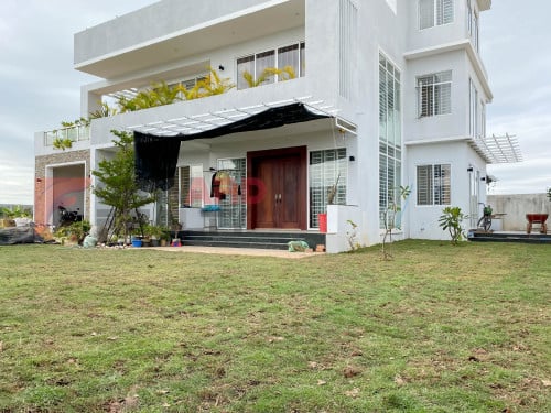 🏡4 Bedrooms Single  Villa Available for Rent- Preak Pnov Area