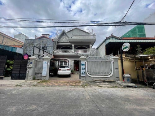 វីឡាសម្រាប់ជួល នៅទួលទំពូង | Villa for Rent in Toul Tumpoung