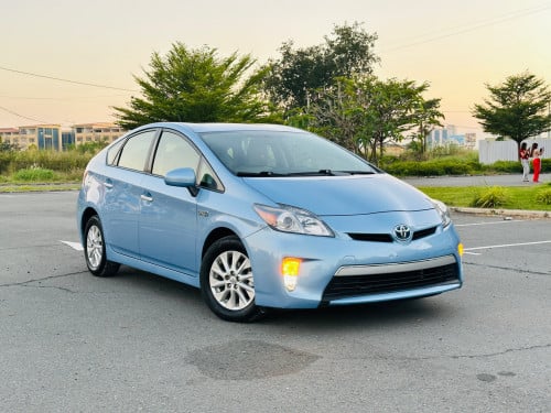 012 Plug-in Hybrid Opt3 ធានាឡានស្អាតថ្មីដាច់ ក្រដាស់ពន្ធ 🥇✅