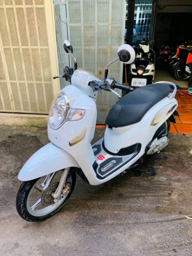 018ម៉ូតូ​សាណុំស្អាត​ មាន​ពន្ធ​ ឯកសារ​ម្ចាស់​ដើម