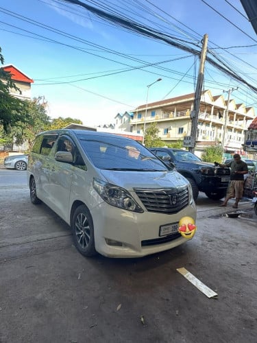2008 Alphard ក្នុងលឿងទ្វាអូតូទ្វា2 ទ្វាក្រោយបឺត កៅអីVIP