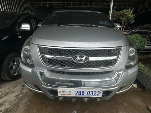 2011 Starex Cvx half full option