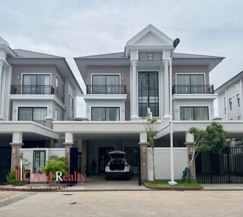 5 Bedrooms Twin B Villa For Sale In Borey Peng Huoth Beoung Snor