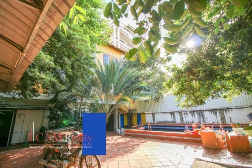 8 Bedroom Commercial Villa For Rent in Chakto Mukh