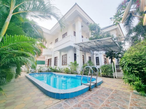 A beautiful 4 bedrooms Khmer Stylish Villa with Pool For Rent in Toul Kork