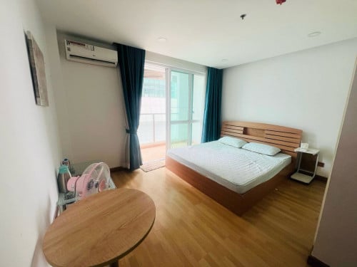 Condo for rent at Olympia City