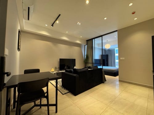 Condo Time square lll for rent