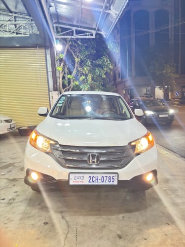 CRV 012 ឡាន​ស្អាត​ថ្មី​ម្ចាស់​ដើម​ផ្ទាល់​ទីមួយ​ទឹកថ្នាំ​សុីន1ជុំ