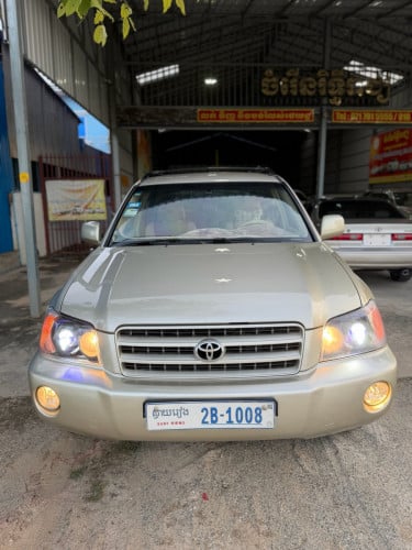 Highlander 02 V4 P1(ឡាន​នៅ​ស្វាយរៀង​)