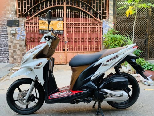 HONDA CLICK (730$)2013 Japan 125cc