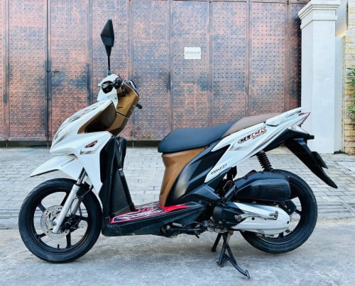 HONDA CLICK(Price730$,125cc,2013)From Japan have ID card មានកាតគ្រី